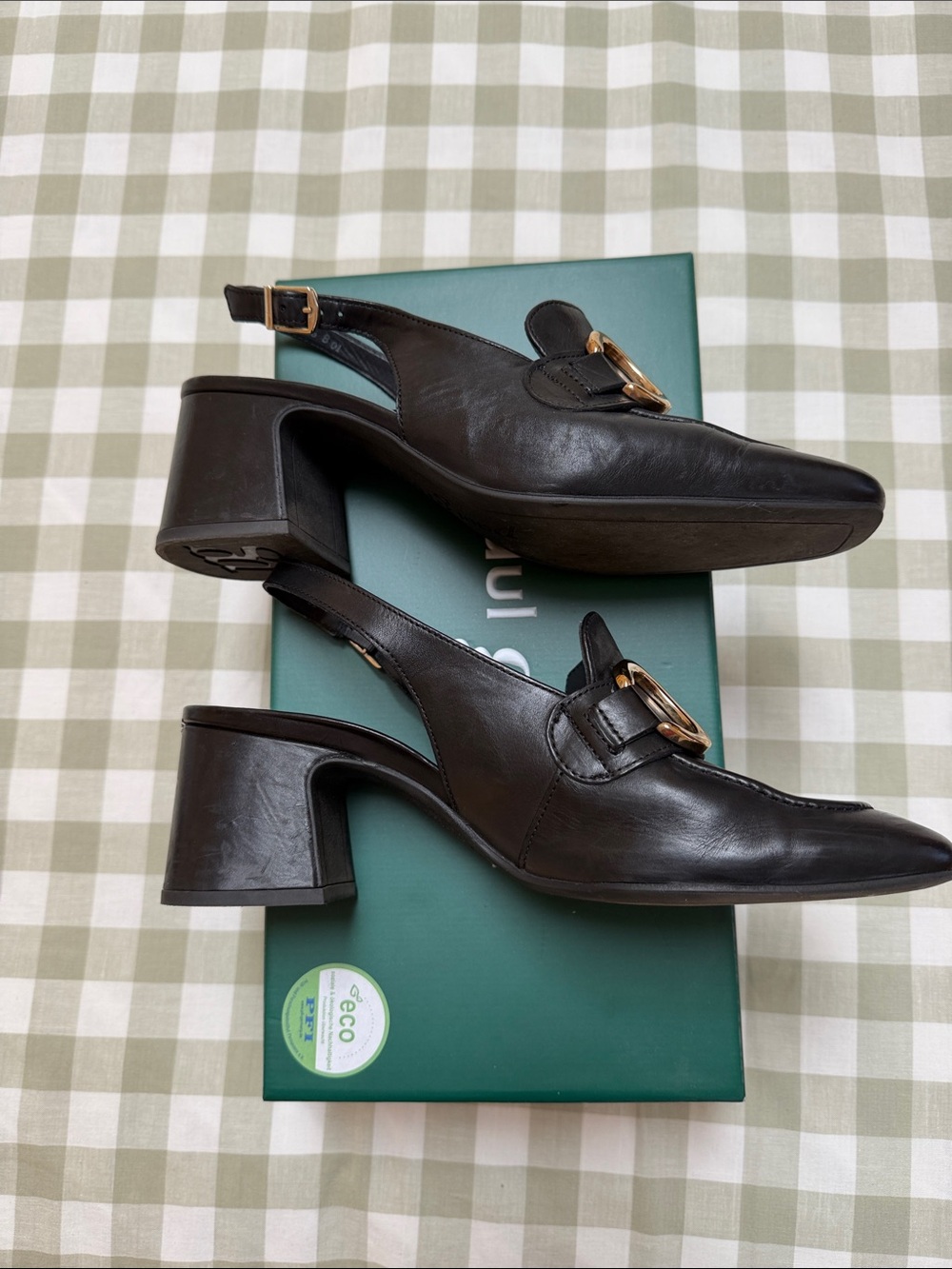 Paul Green Black Leather Slingback Mules with Gold Chain Detail - Picture 4 of 4